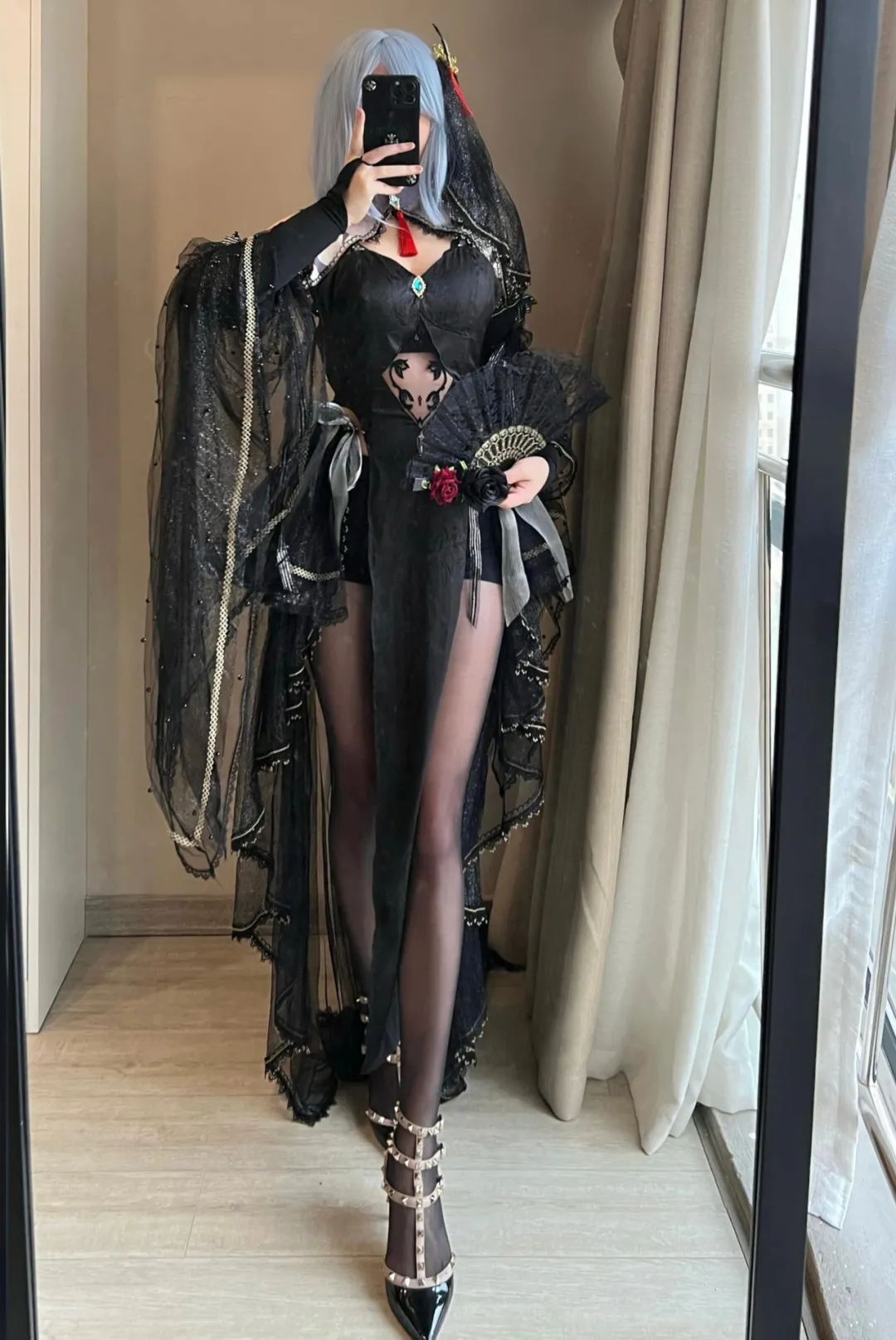 原神cos：女仆装胡桃太可爱了！雷神邪魅套装太顶了！女仆芙芙，裸足大草神让人狂喜！