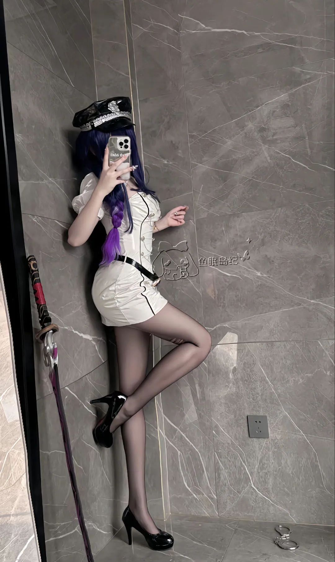 原神cos：黑丝+超短裙，制服雷神太顶了！泳装绫华真绝了，女仆申鹤，白丝刻晴太好看了！