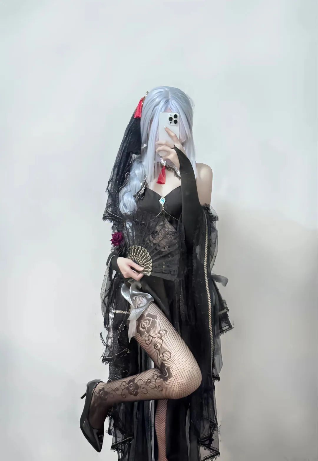 原神cos：白丝+婚纱，花嫁刻晴超美！高跟鞋申鹤太顶了！女仆心海雷神让人狂喜！