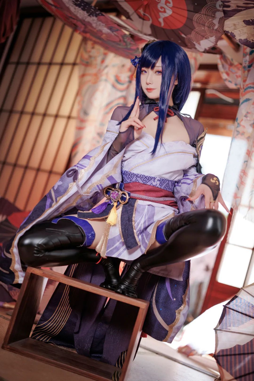 原神cos：黑丝+制服，OL刻晴果然御！抹胸吊带申鹤太顶了！女仆甘雨+雷神我爱了！