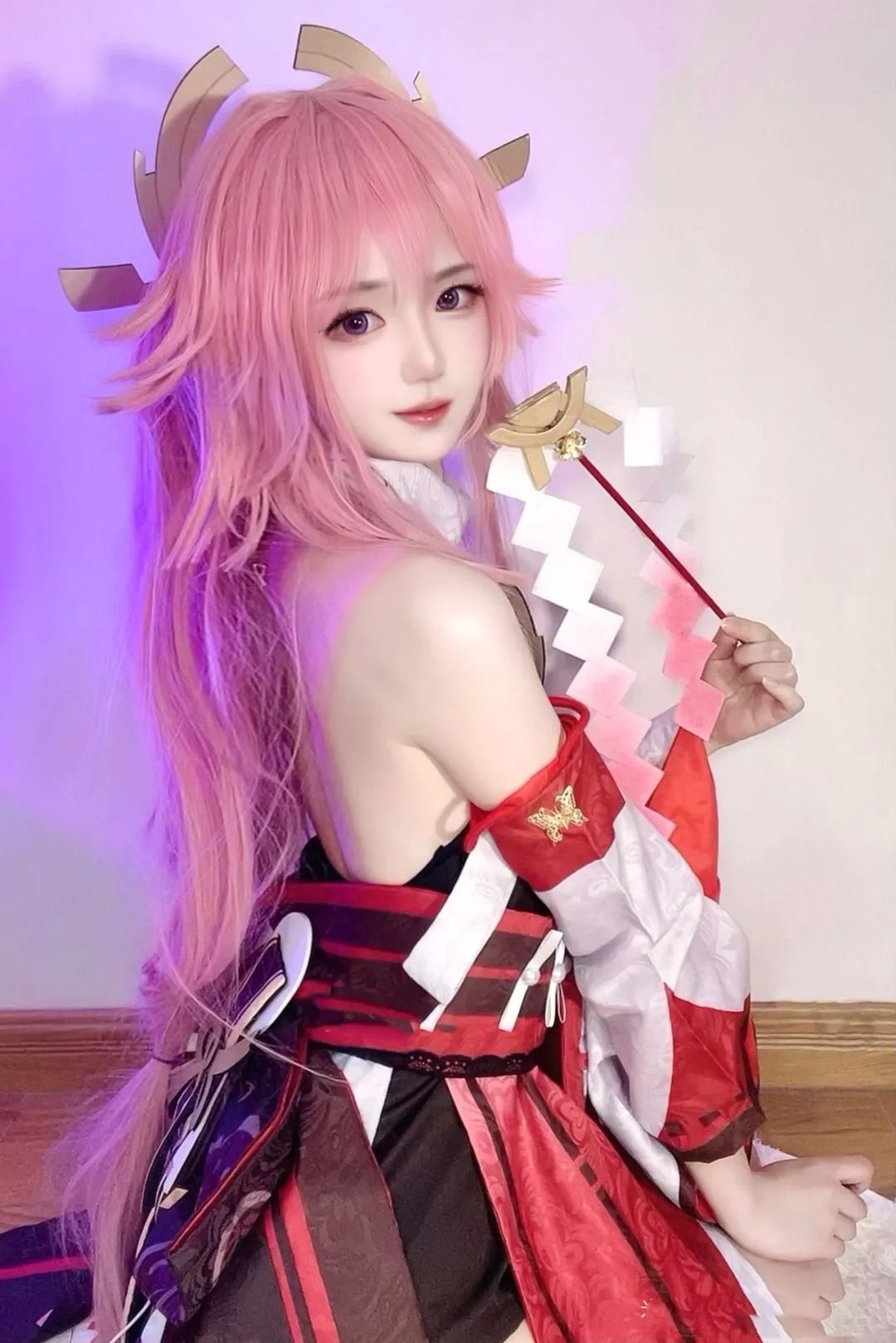 原神cos：白丝+婚纱，刻晴美爆了！JK绫华，女仆甘雨，御姐申鹤果然好看！