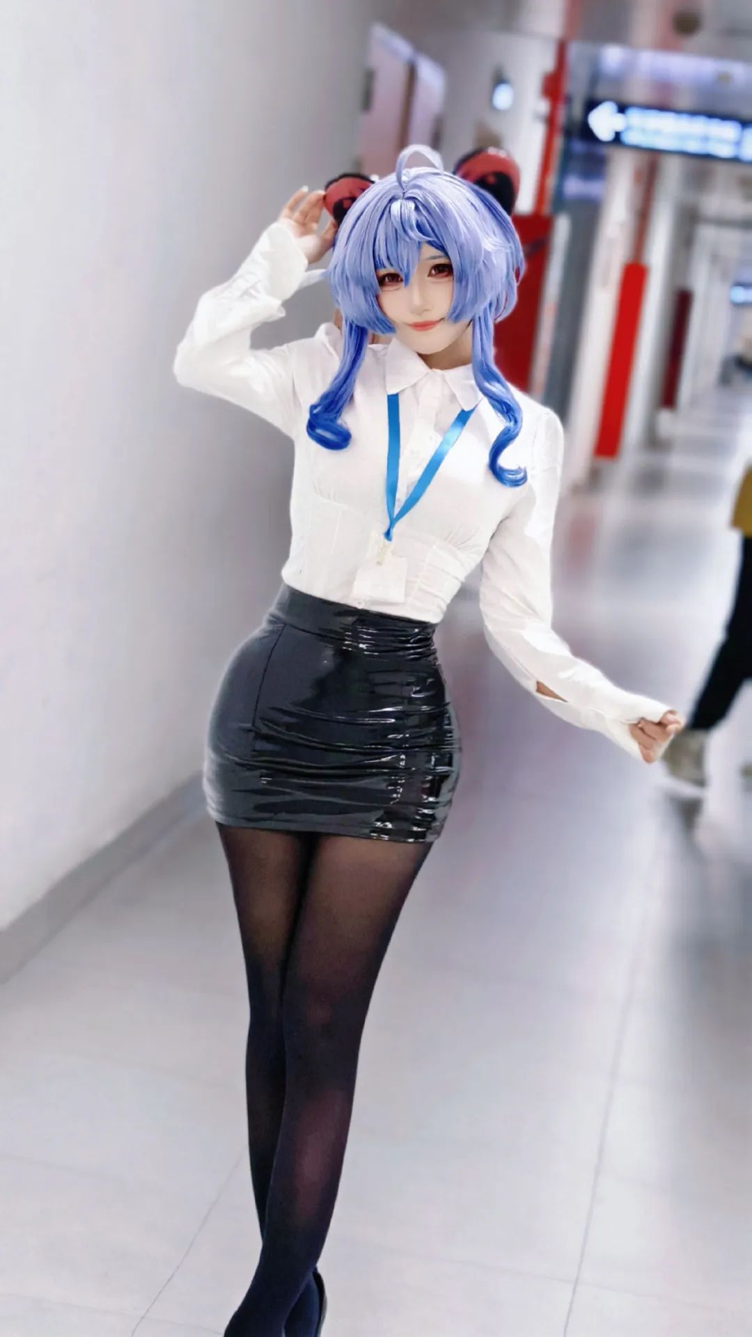 原神cos：白丝+修女服，甘雨太顶了！白丝制服刻晴太御了！包臀裙申鹤，包臀裙申鹤太美了！