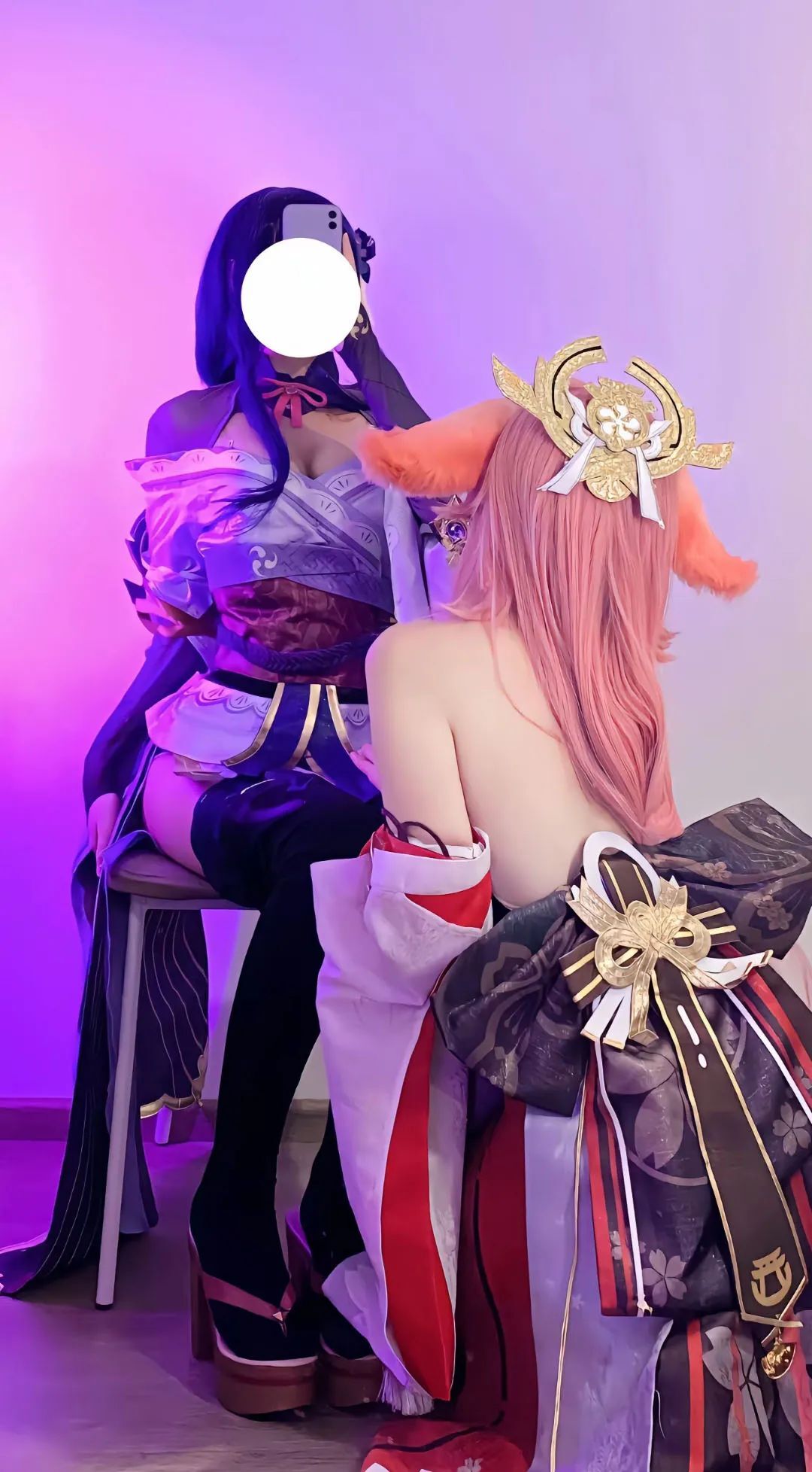 原神cos：黑丝+皮裤，制服神子太顶级了！包臀裙申鹤，婚纱绫华，旗袍甘雨，刻师傅嘟嘴太可爱了！