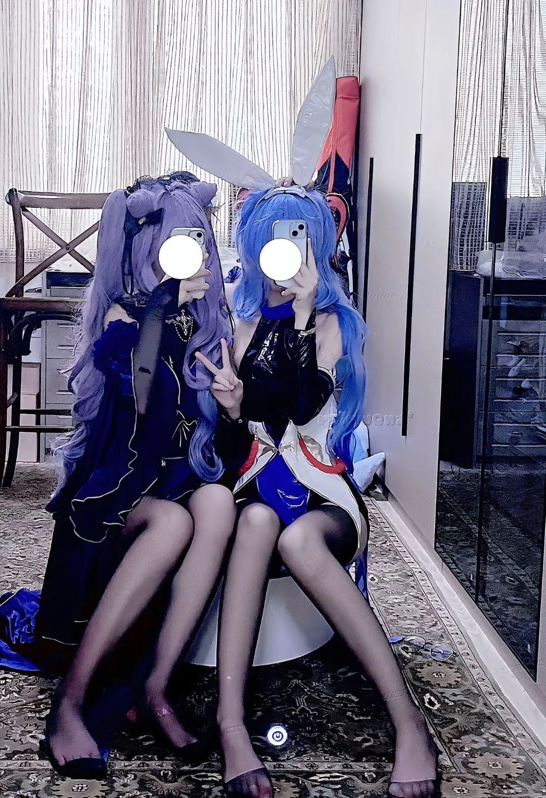 原神cos：黑丝+制服，雷神太御了！兔女郎甘雨，公主裙刻晴太俏皮了！JK绫华，黑丝纱裙申鹤美翻！