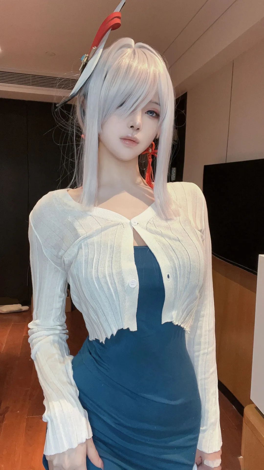 原神cos：优菈大长腿太顶了！制服雷神，女仆申鹤温柔可爱！女仆绫华甘雨也不错！