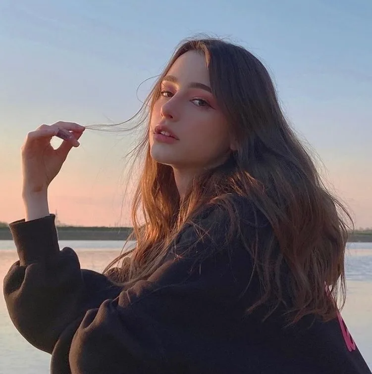 俄罗斯超仙网红Dasha Taran，INS图片集