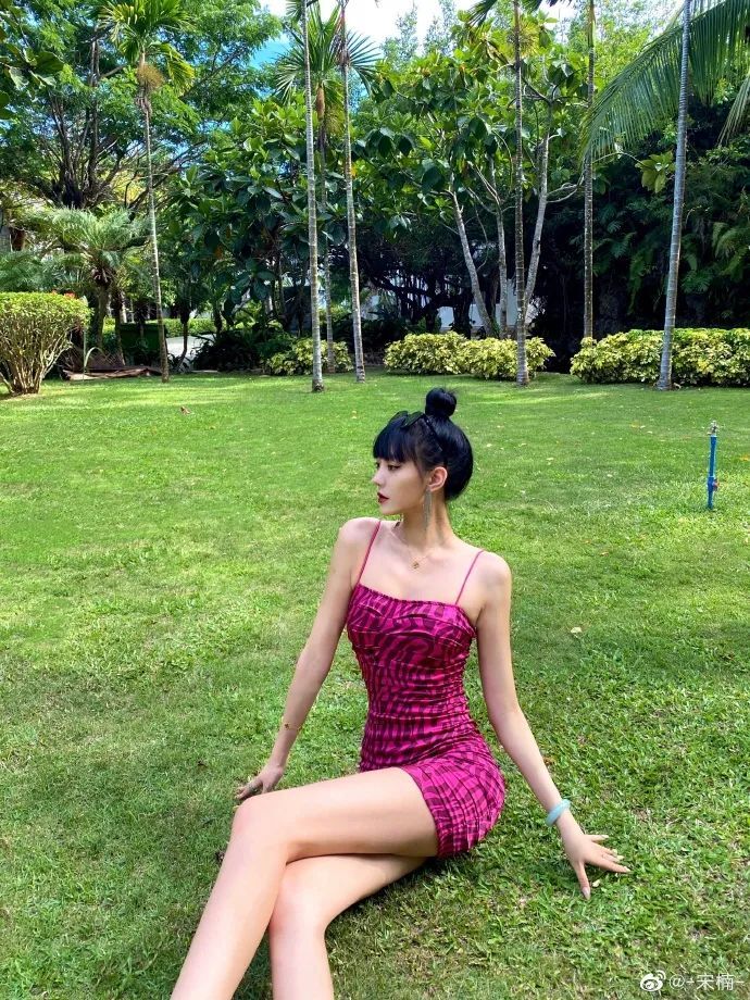 最美“车模”宋楠小姐姐，车模界颜值天花板
