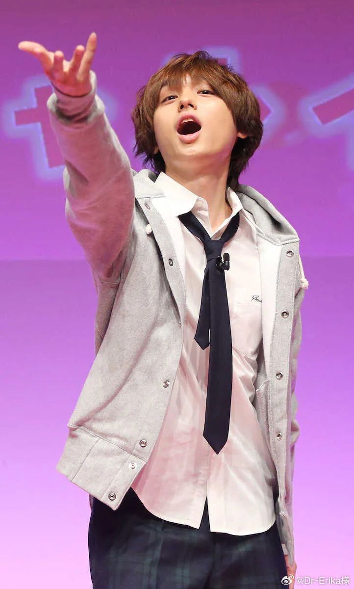 令和最强BODY，日本最美举牌女郎雪平莉左恋情曝光