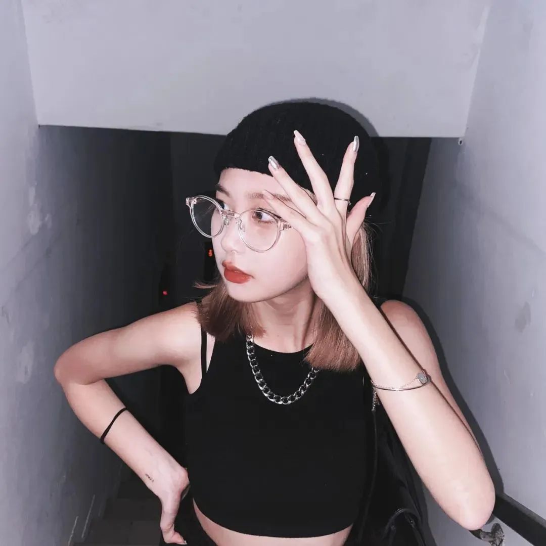 [仙女集]有美一人，婉如清扬