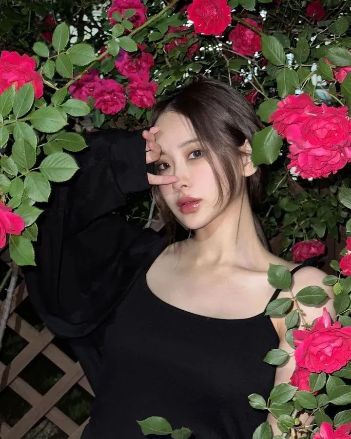 [仙女集]姑娘肌肤真似雪，粉滴才圆未破瓜