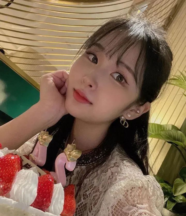 [仙女集]前凸后翘，这身材也太绝了！