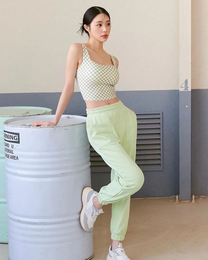 [仙女集]削肩细腰，长挑身材，这是哪个星球仙女