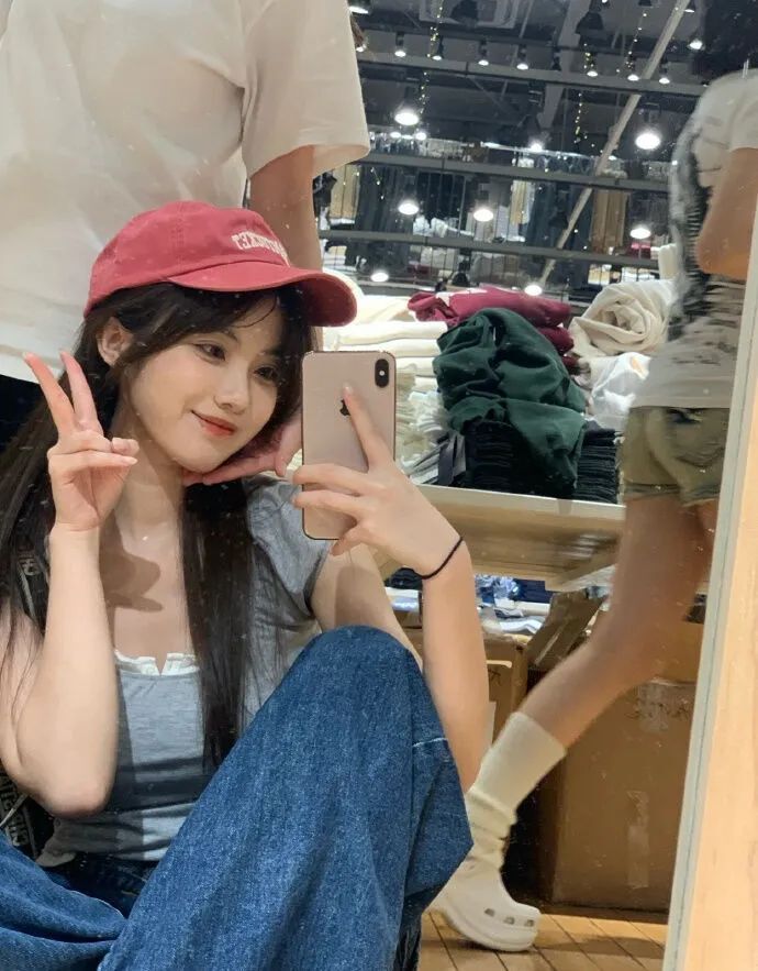 [仙女集]白色超短裙，真犯规了