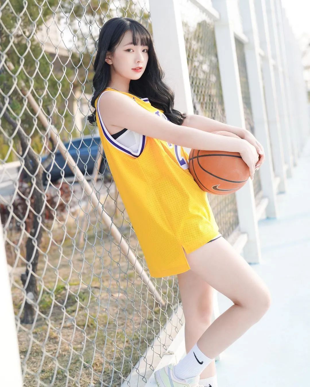 [仙女集]身披湖人23号可爱性感台妹