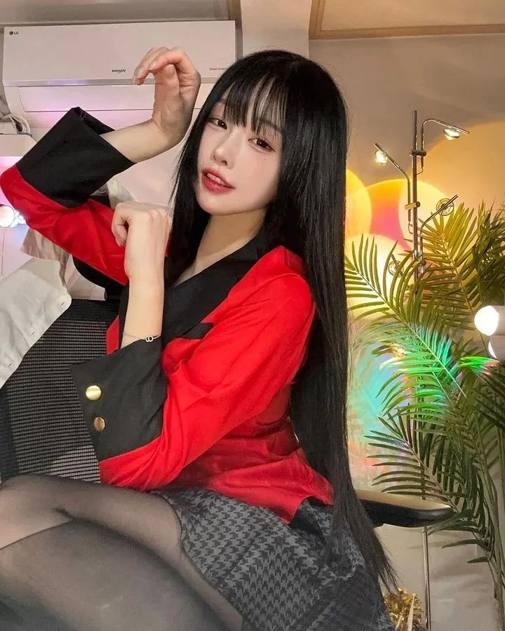 [仙女集]嗯呢，衣服真有点小了