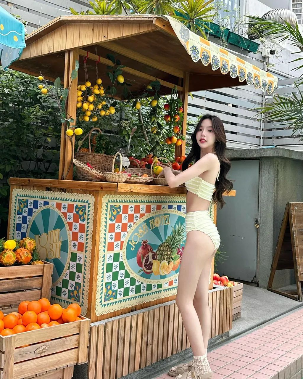 身材极好的美女