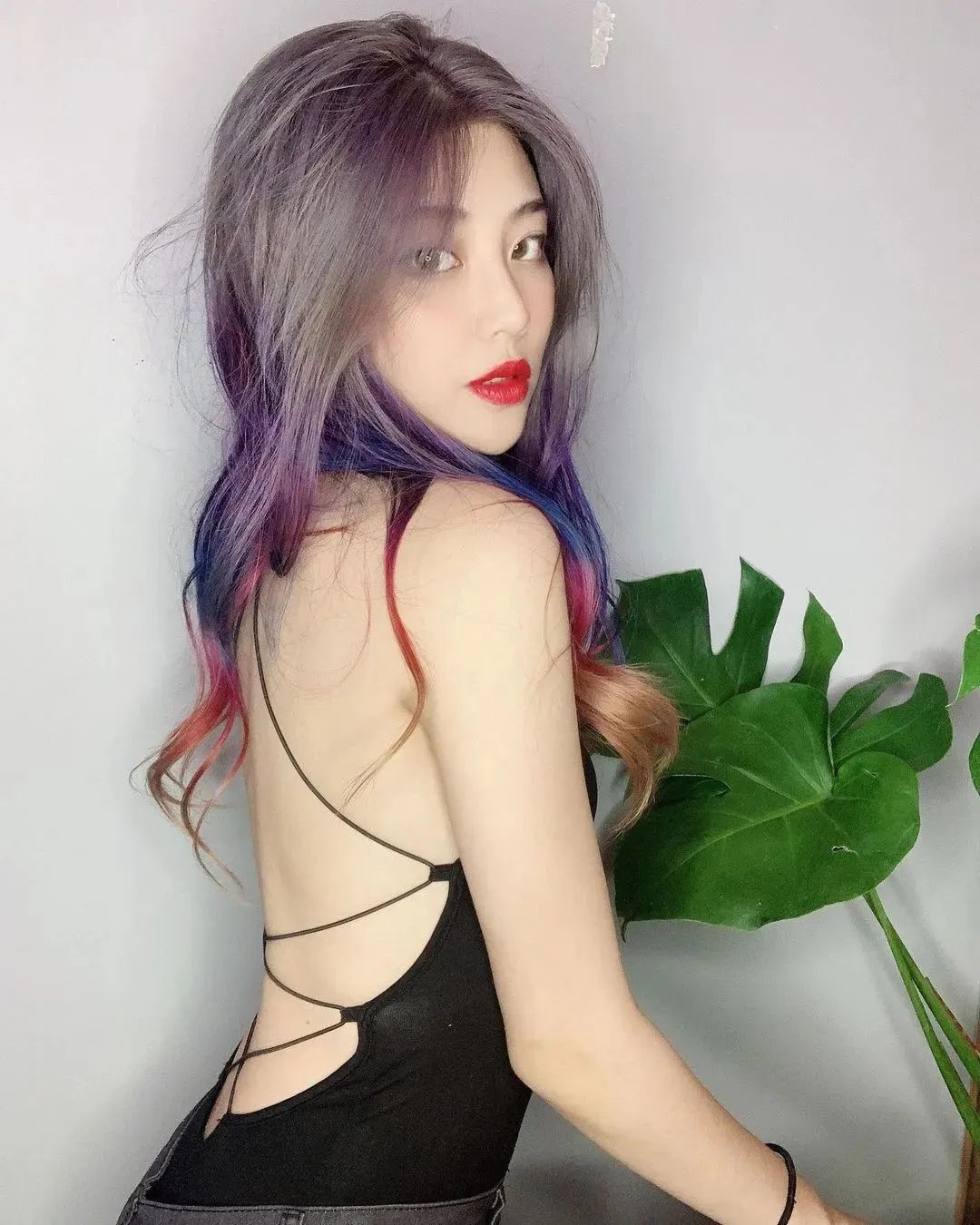 台湾网红小枫，甜美迷人的短发女神