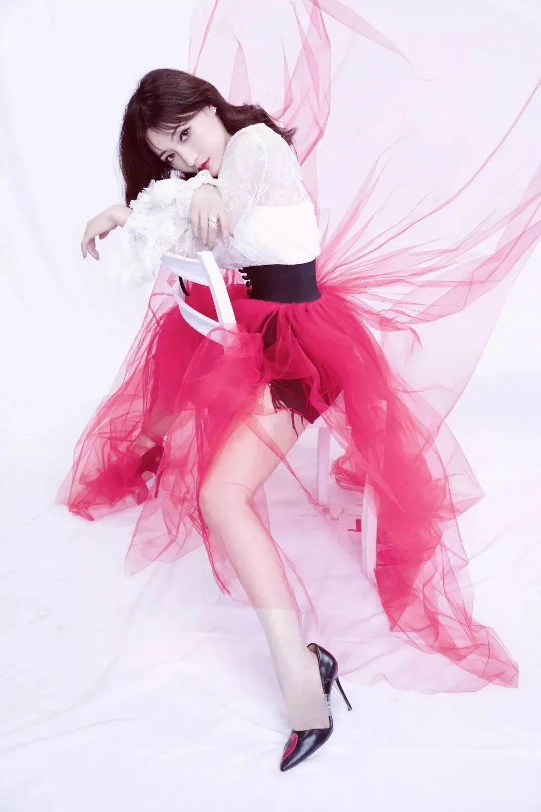 王小小，人美声甜的乐坛新星