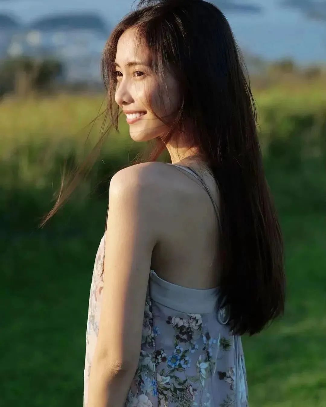 日本网红佐野日向子，清纯可爱的美女模特