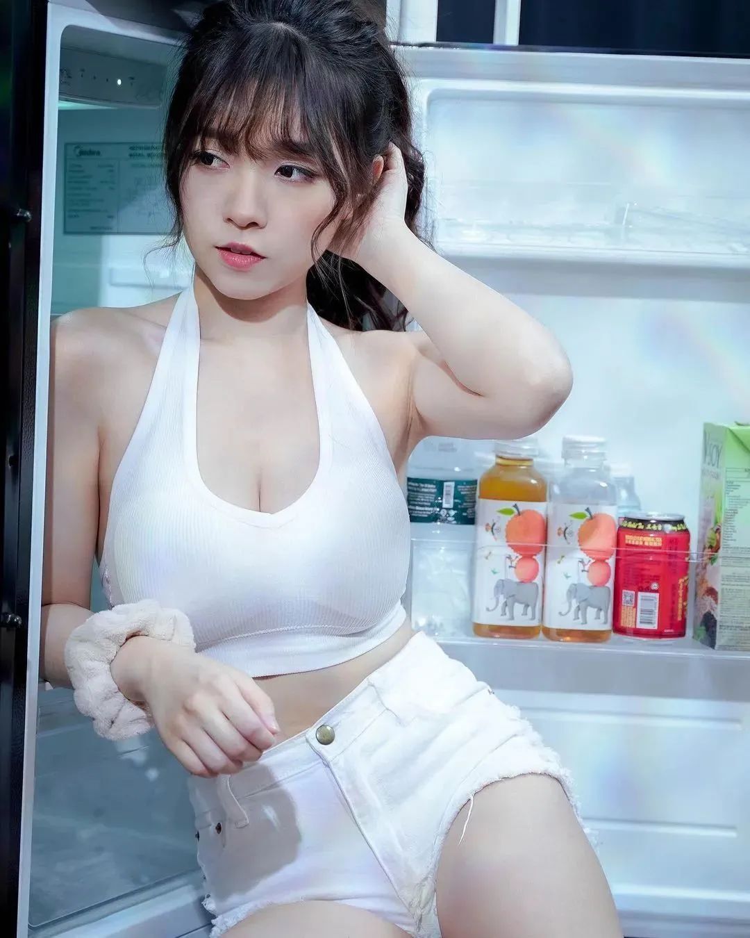 马来西亚网红玮儿，甜美可爱的萌妹子