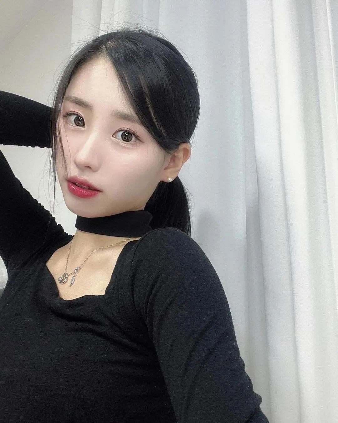 韩国网红yuls2，甜美淡雅的美妆博主