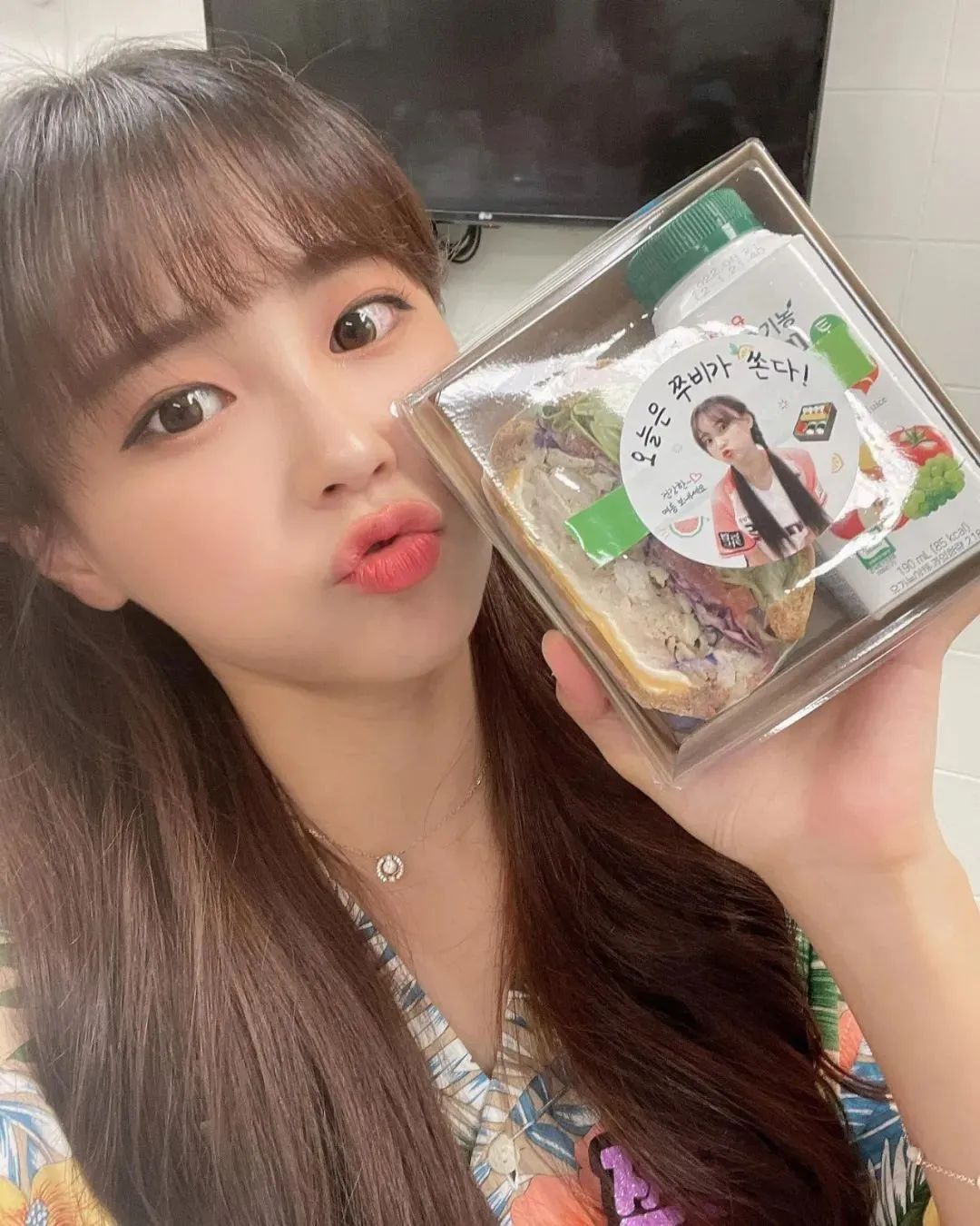 韩国网红朴善珠，青春甜美的阳光美少女