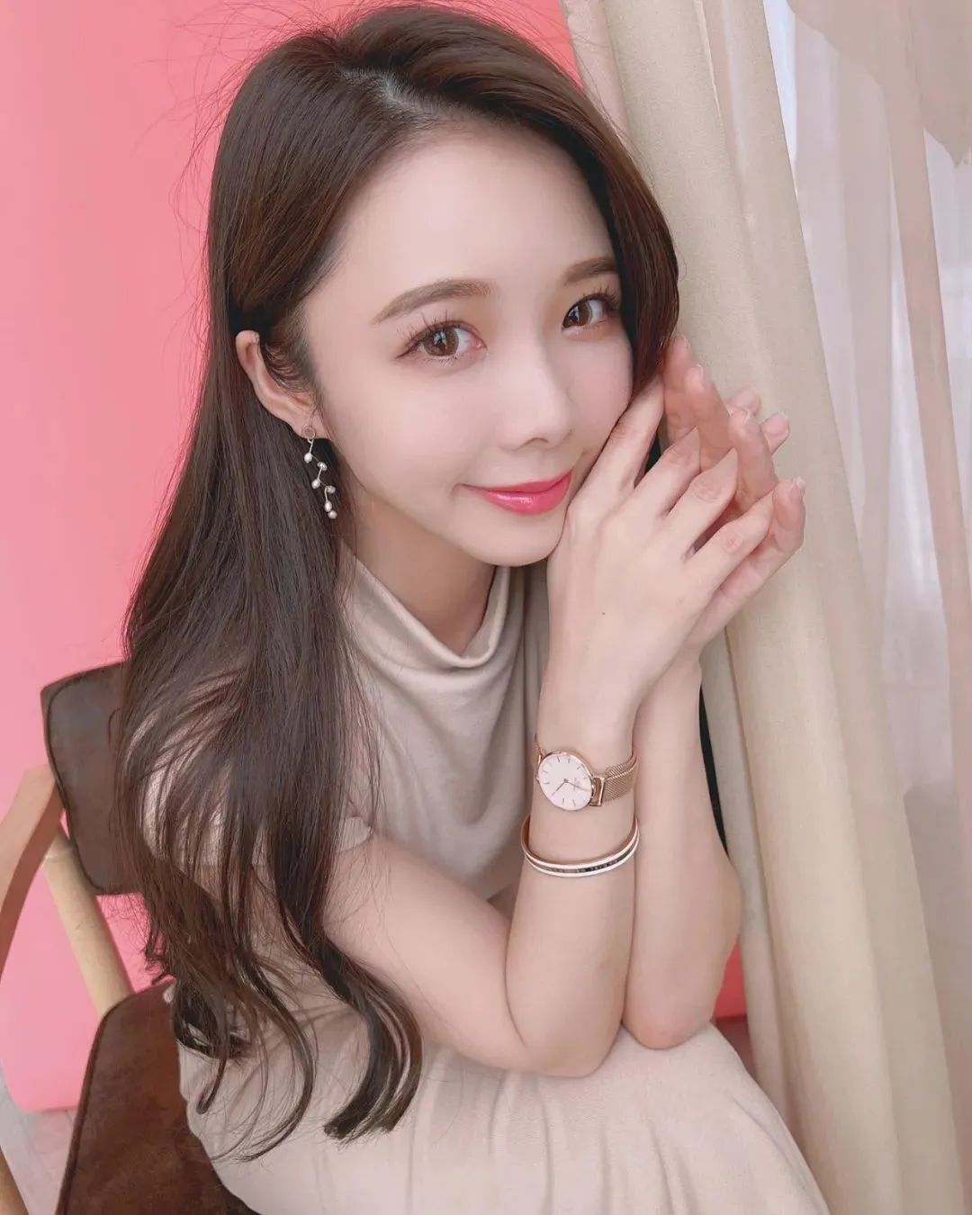 台湾网红陈甯揎，清纯可爱的甜美萌妹