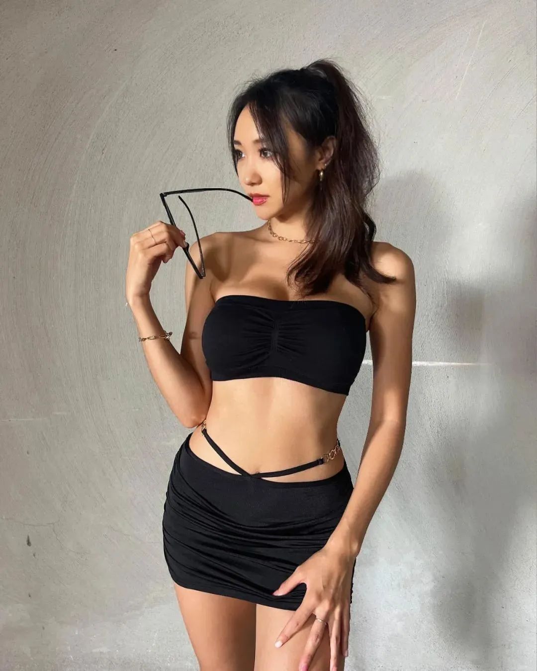 韩国网红Jenny，气质出众且魅力十足的瑜伽女神