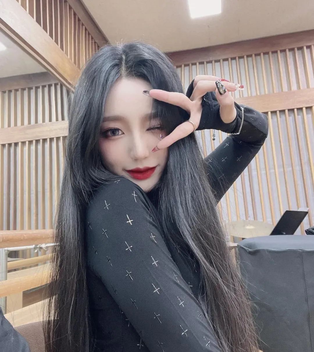 韩国网红jjin，甜美又性感的气质女神