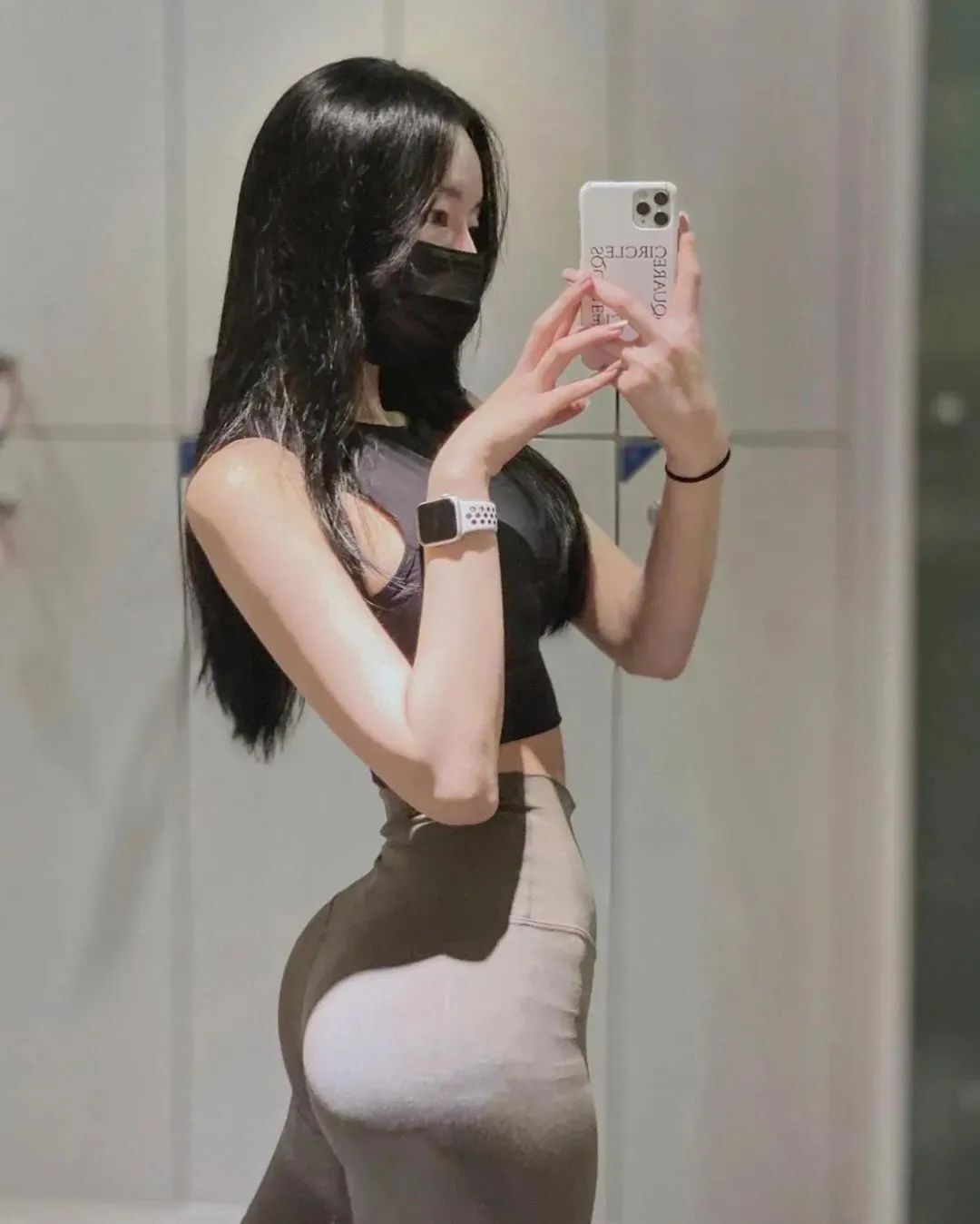 韩国网红maodoyo，拥有精致甜美脸蛋的健身女神