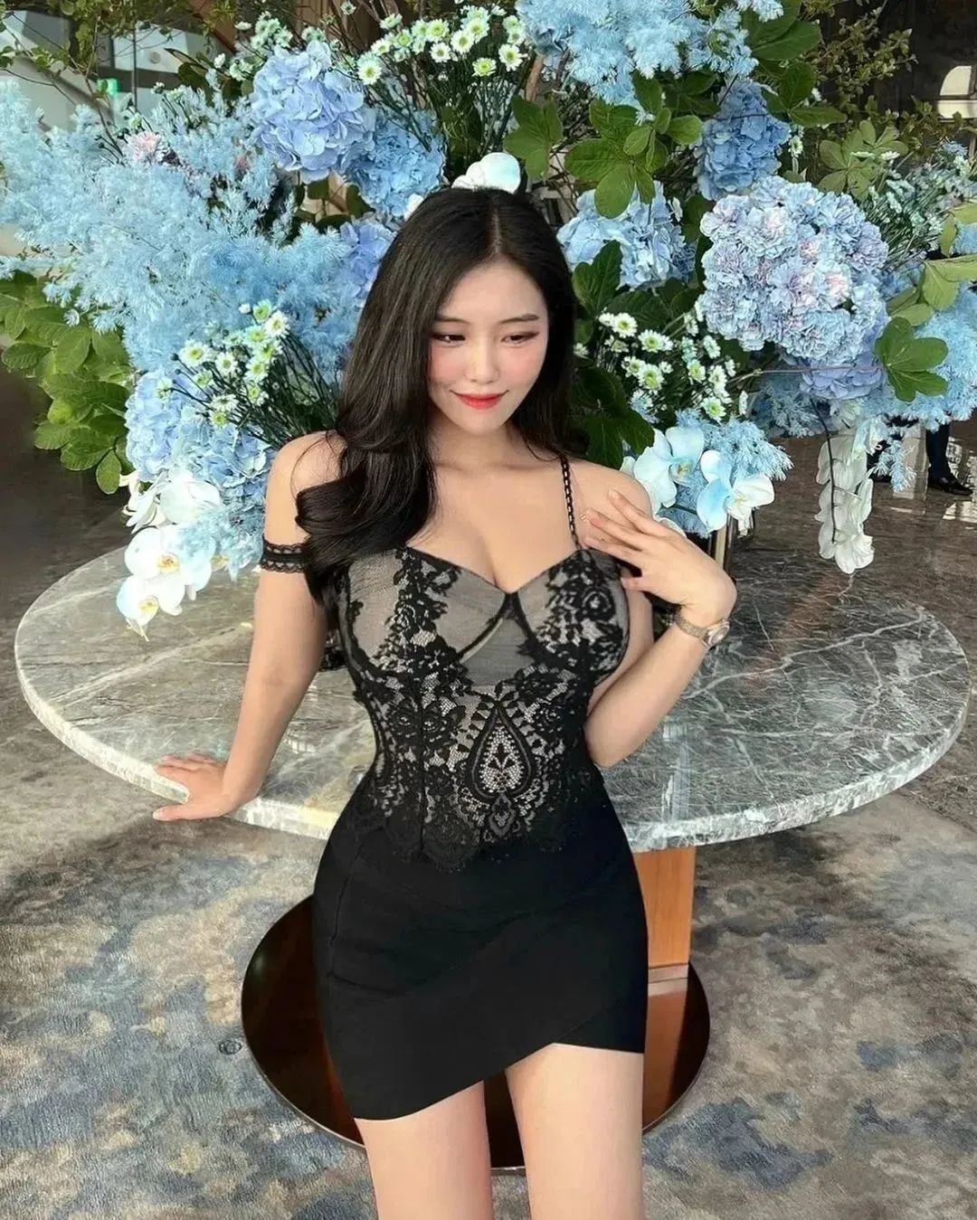 韩国网红dearjung，微胖女神的天花板
