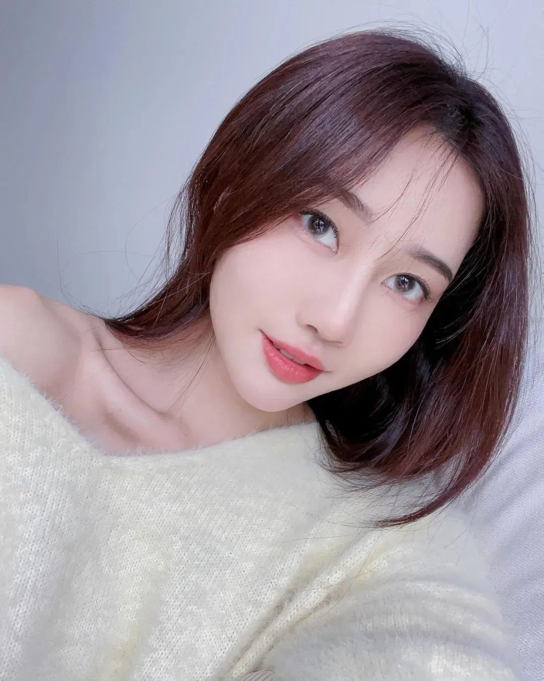 马来西亚网红reiiko_sy，拥有精致氛围感的御姐范女神