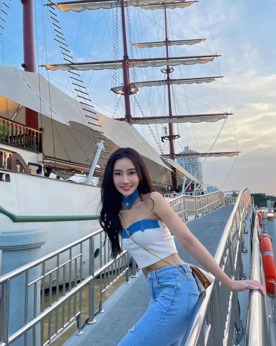 马来西亚网红reiiko_sy，拥有精致氛围感的御姐范女神