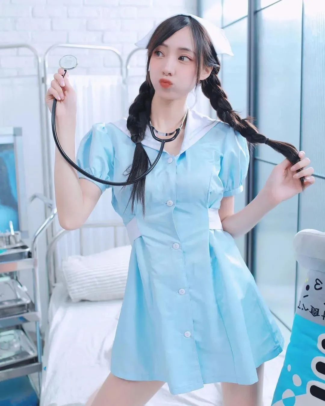 台湾网红胡佳琳，甜美指数超标的颜值女神