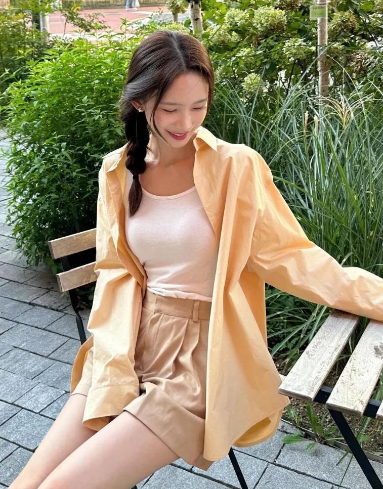 韩国网红 | 神似韩国女明星林允儿的顶级美女模特
