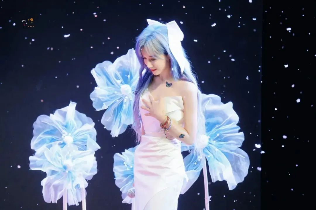 国产网红 | 段艺璇，甜美又迷人的新晋“爱豆”女神