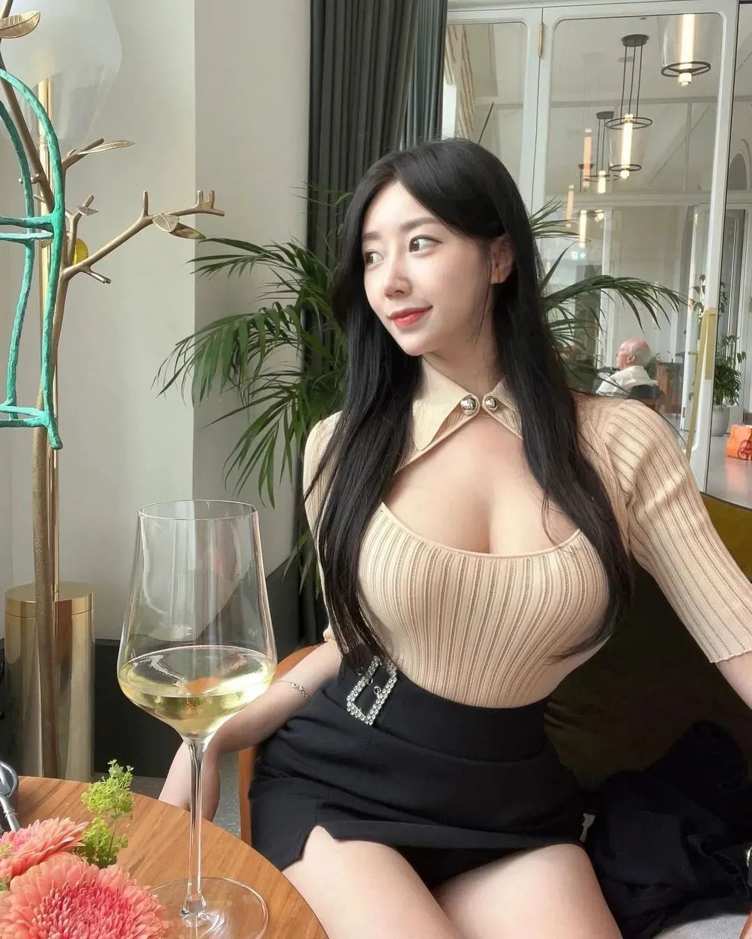 韩国网红 | crystal，甜美又性感的御姐范女神