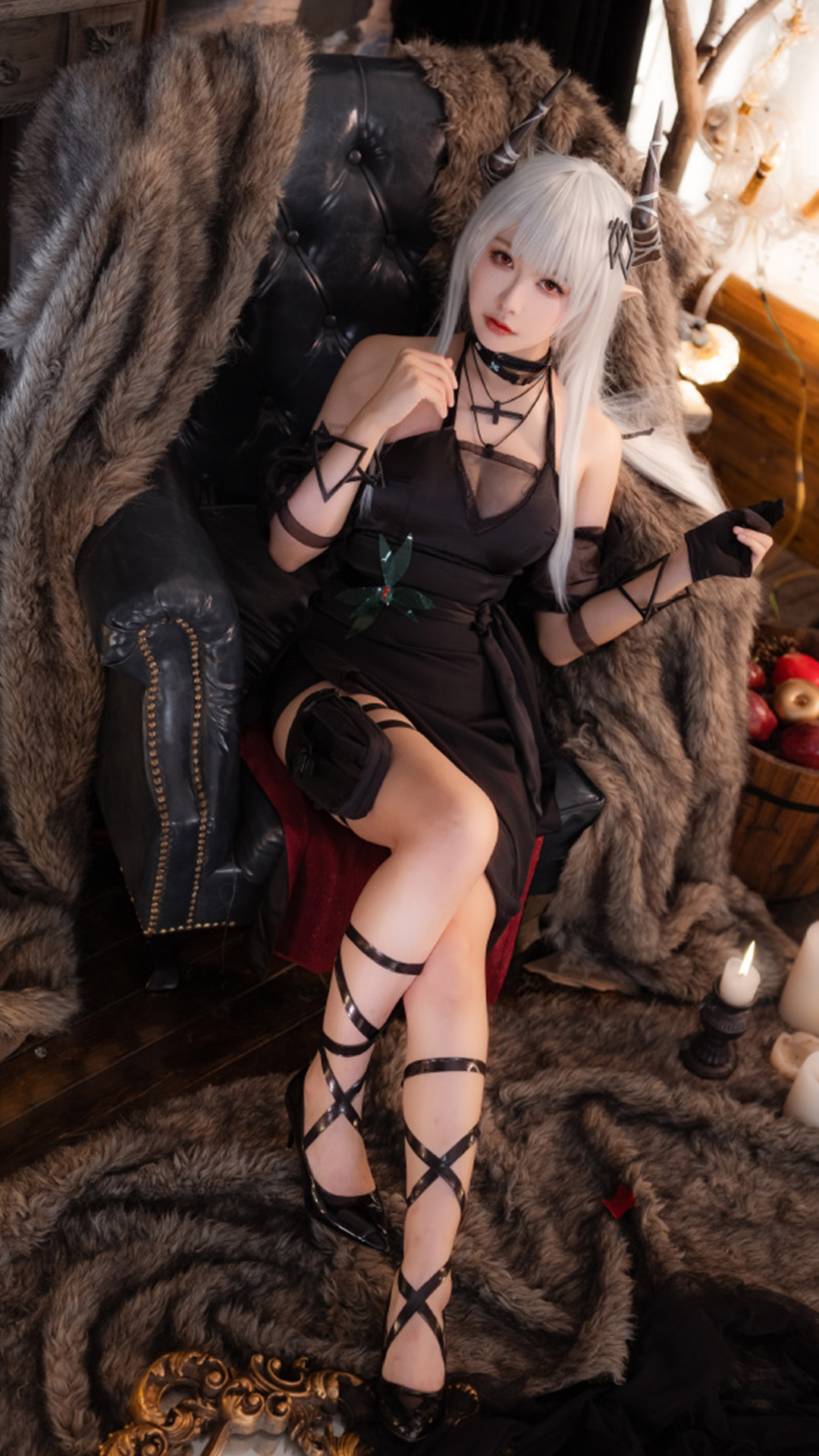 cosplay：【明日方舟】黑曜石-泥岩