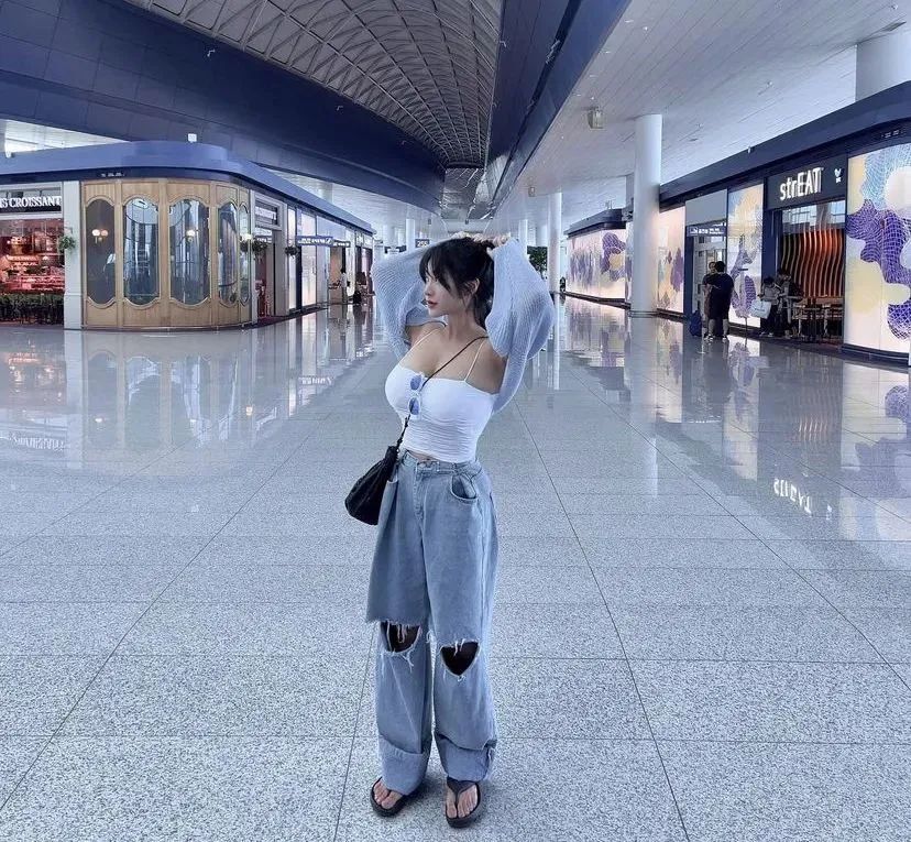 韩国网红tashayoung，辣度指数爆表的美女模特