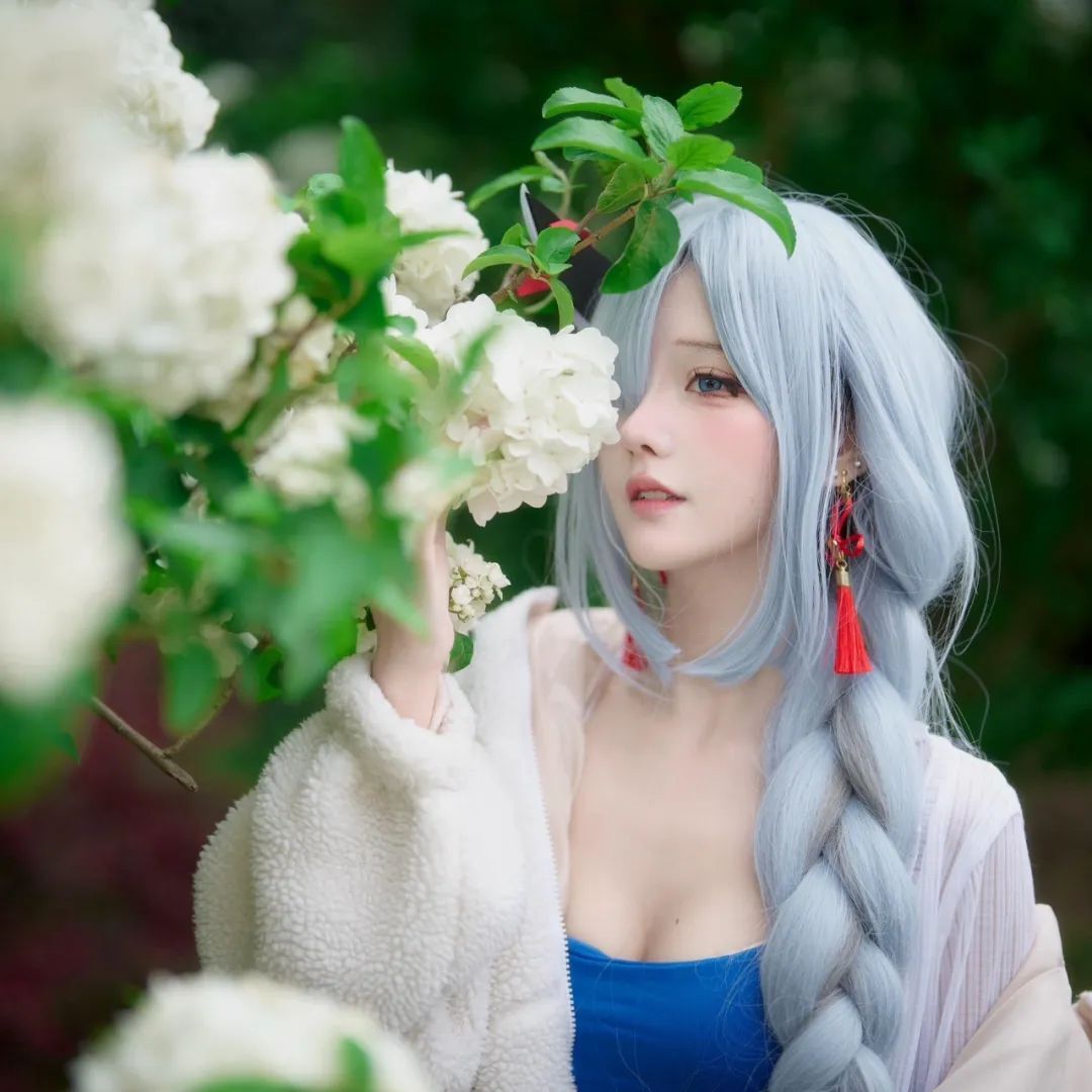 原神cos：制服+黑丝，甘雨太吸睛了！清凉装刻晴，这夜兰真是美到我心里去了！