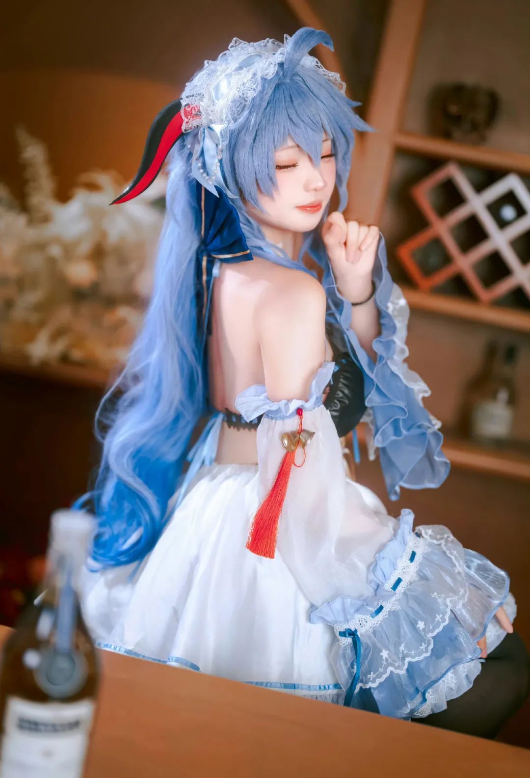 原神cos：雷神胸口拔刀一脸呆萌！芭芭拉清纯甜美！八重神子也太幼了吧？