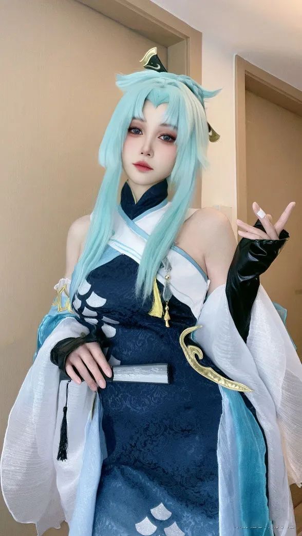 原神cos：年轻时期的萍姥姥太漂亮了！花嫁神子真顶！小草神终于长大了！