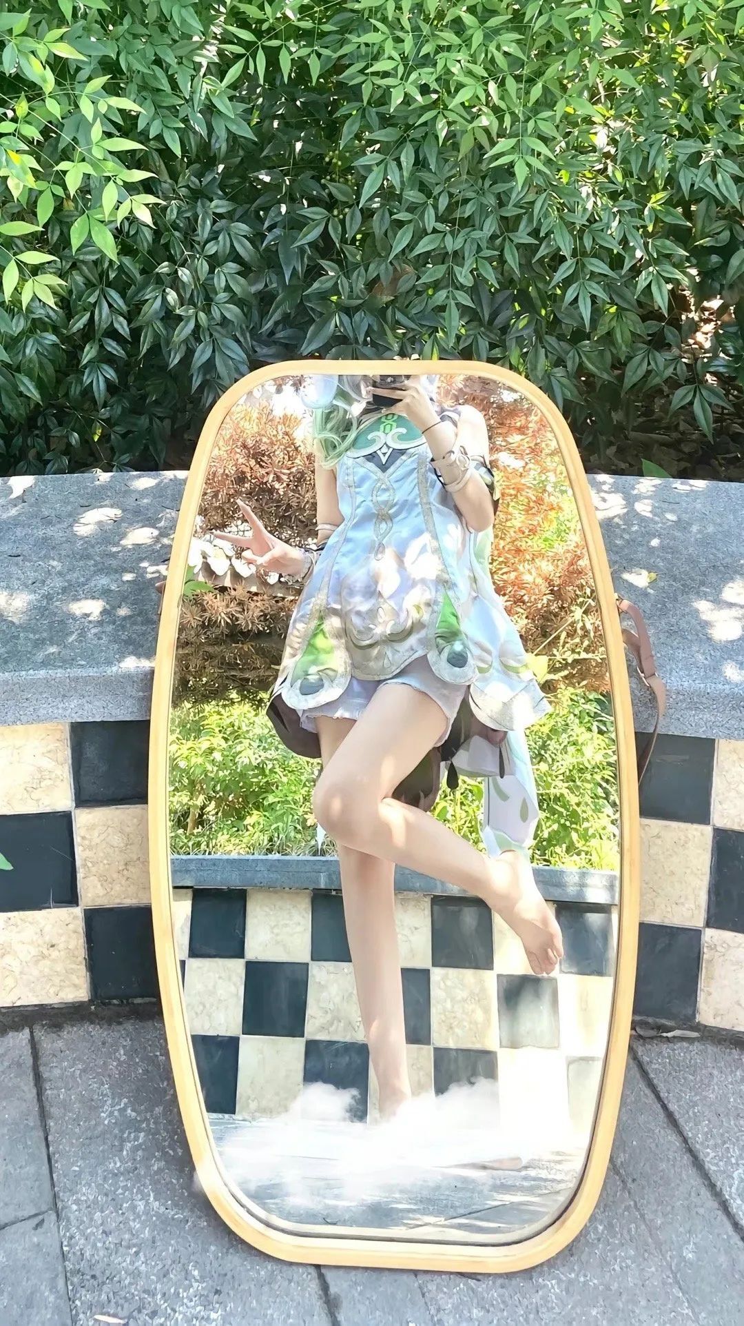 原神cos：太养眼了！绫华白丝水手服真乖巧！裸足和服雷神，女仆甘雨真不错！