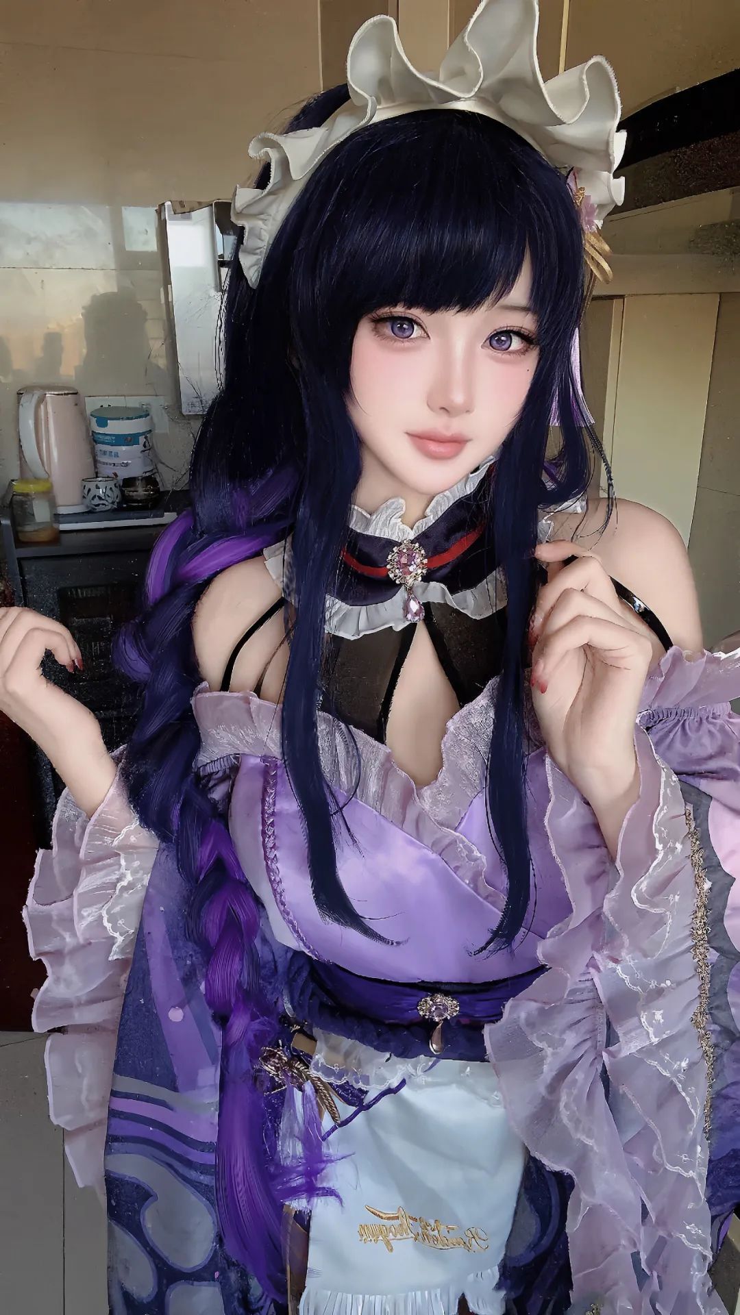 原神cos：白丝+护士装，荧妹太御了！泳装申鹤太顶！邪魅雷神，美腿性感撩人！
