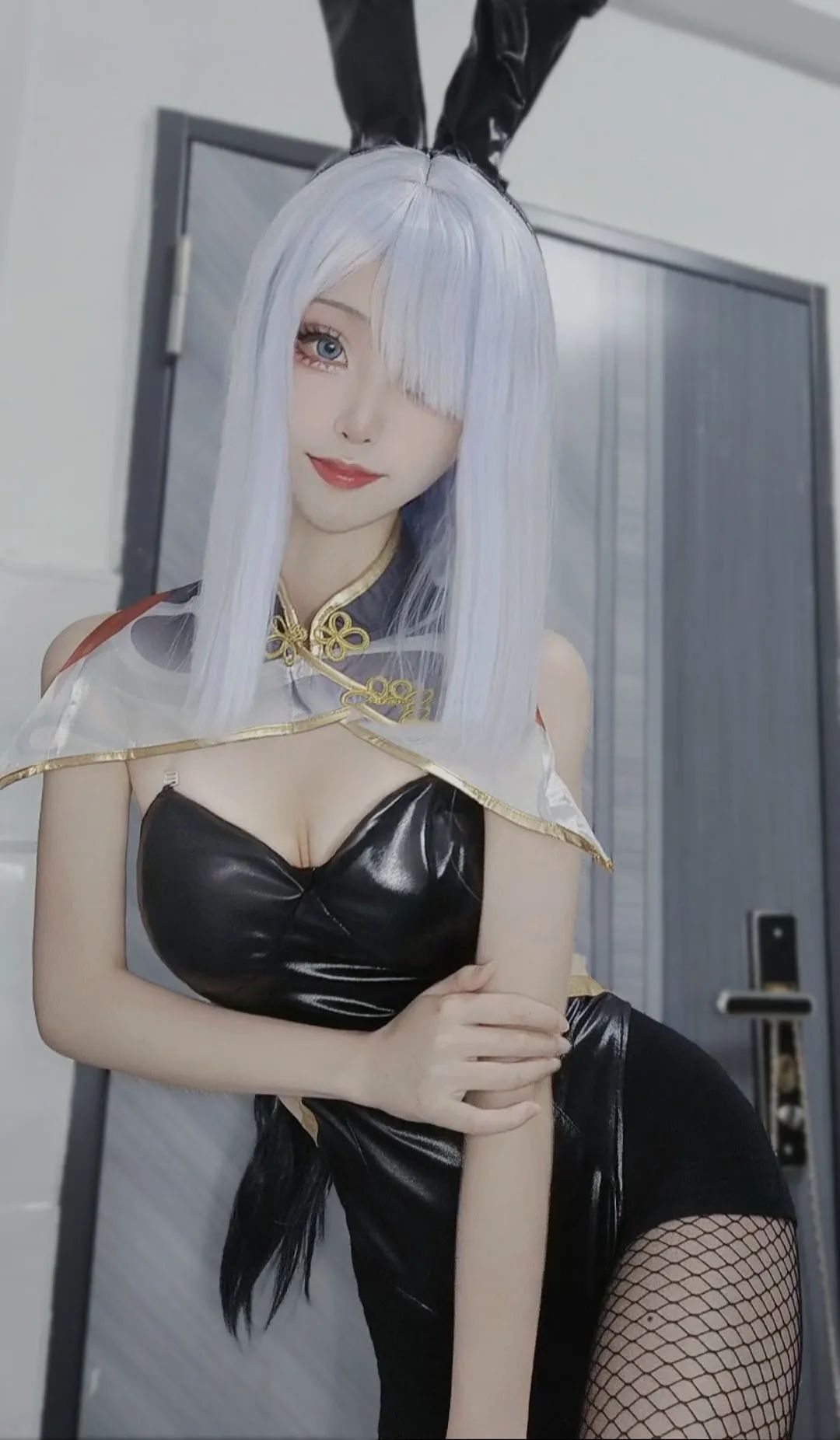 原神cos：黑丝+超短皮裤，秘书甘雨太眼了！婚纱神子，兔女郎申鹤太顶了！