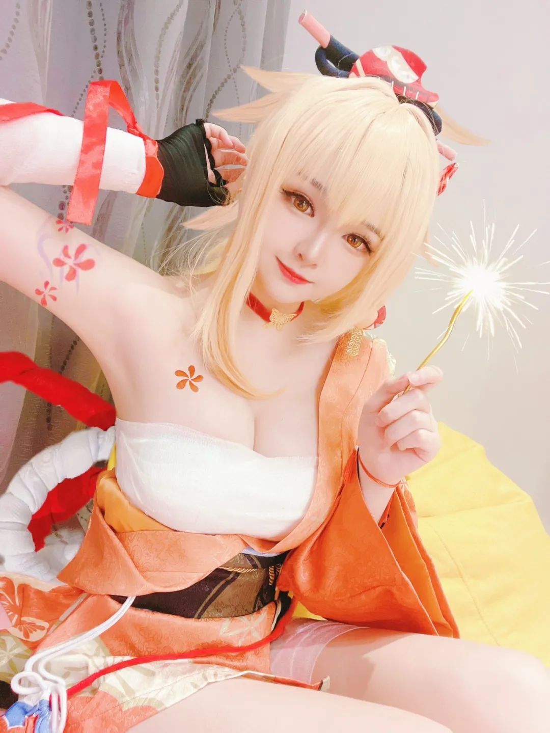 原神cos：白丝+短裤，OL制服雷神太顶了！护士装刻晴，泳装神子美爆了！