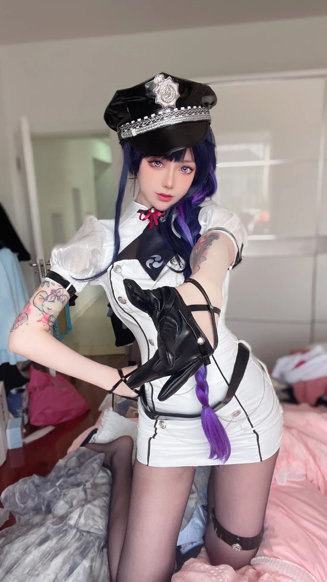 原神cos：白丝+修女服，甘雨涩气拉满！女仆雷神让玩家狂喜！赛车服申鹤太顶了！