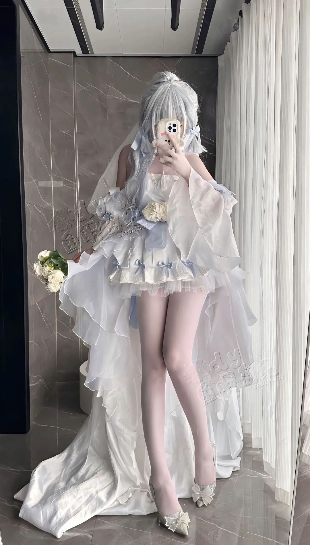 原神cos：黑丝+超短裙，制服雷神太顶了！泳装绫华真绝了，女仆申鹤，白丝刻晴太好看了！