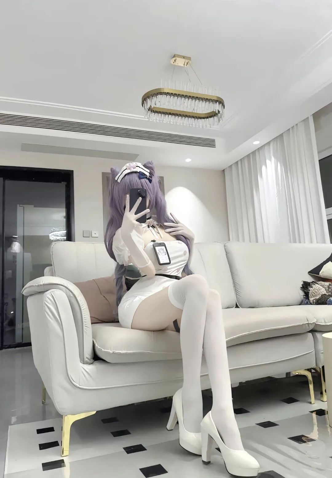 原神cos：黑丝+高跟，赛车服申鹤太顶了！白丝泳装刻晴，兔女郎甘雨绫华让玩家狂喜！