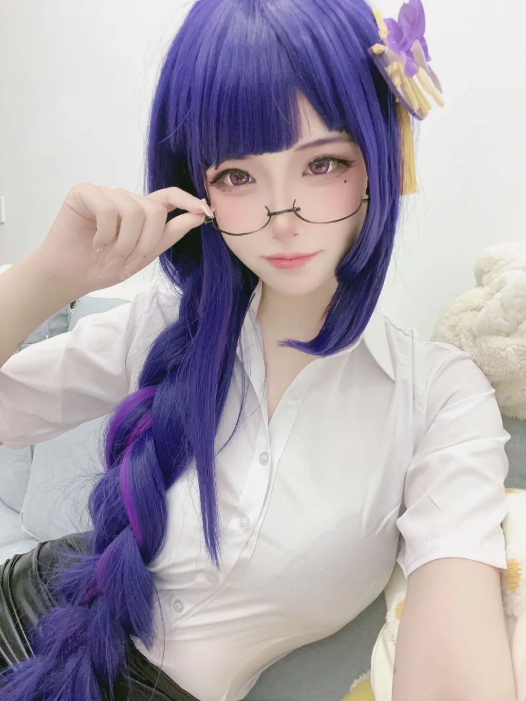 原神cos：白丝+女仆装，神子让人狂喜！制服秘书雷神，女仆刻晴甘雨莫娜你选谁？